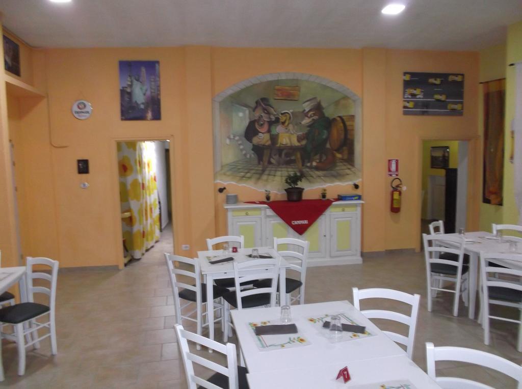 Il Gatto E La Volpe Hotel Авиляна Екстериор снимка